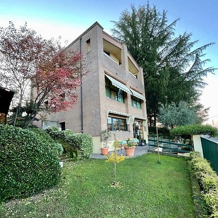 Hotel Visconti Cardano al Campo Kültér fotó